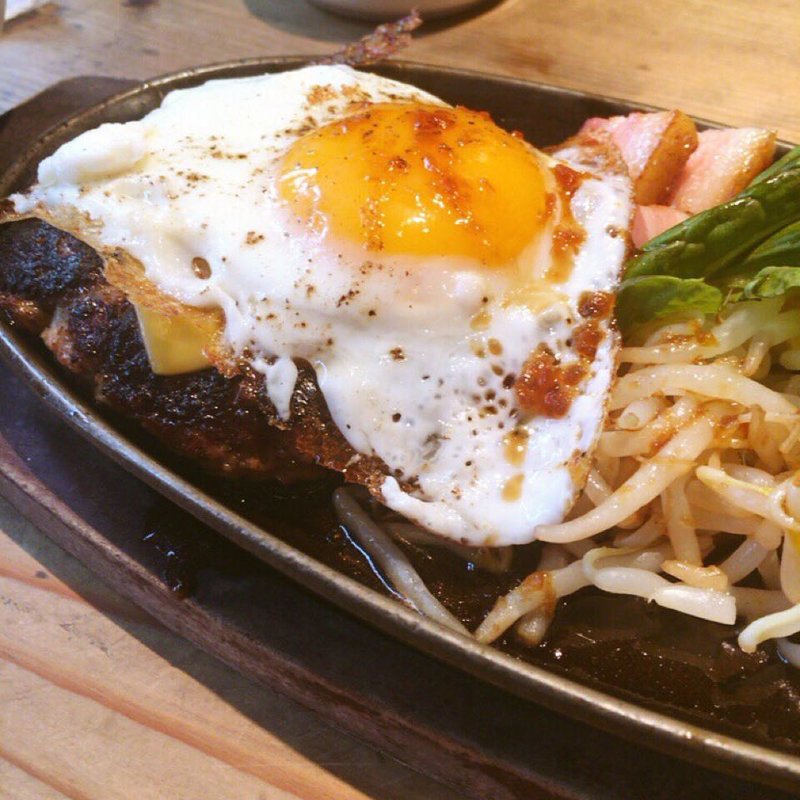 全部のせハンバーグ(ワインちゃん 瓦町路地)