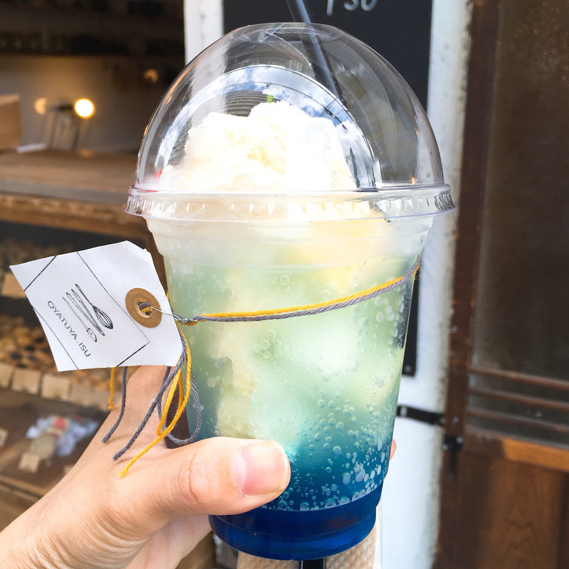 フローズンクリームソーダ(OYASTUYA.ISU)