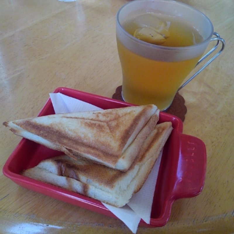 チーズホットサンド(カウベル （Cow bell）)