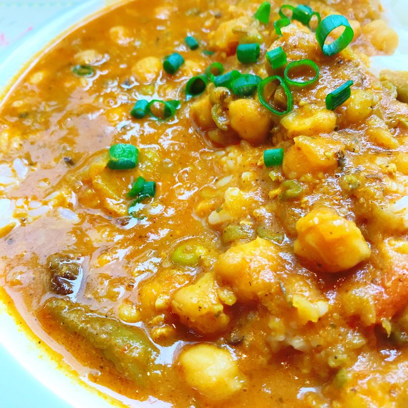 ひよこ豆と野菜カレー(スパイス バル ザフラン)