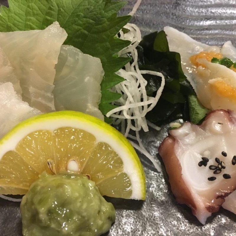 刺盛り【鮪・しめ鯖・たこ・イカ・平目・河豚】(割烹・小料理　輝石)