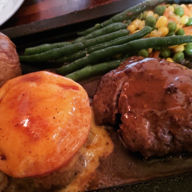 トマトハンバーグ(ゴールドラッシュ 原宿店 )