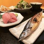 本日の焼き魚定食(さんま+刺身)