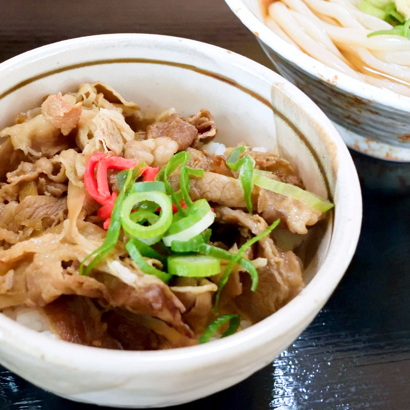 肉めし(桃山亭観音寺国道店)