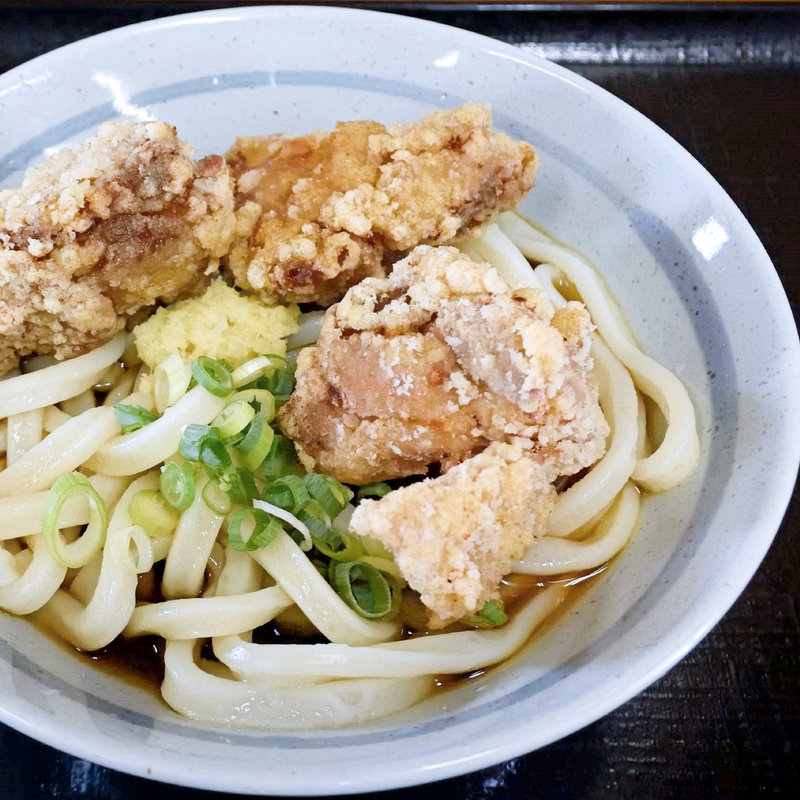 唐揚げぶっかけ冷（ぶっかけ冷+鳥たつた揚げ）(はな庄うどん （はなしょううどん）)