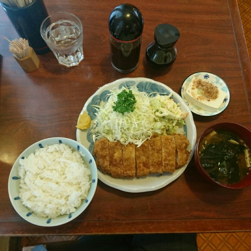 ロースカツ定食A(つかさ )