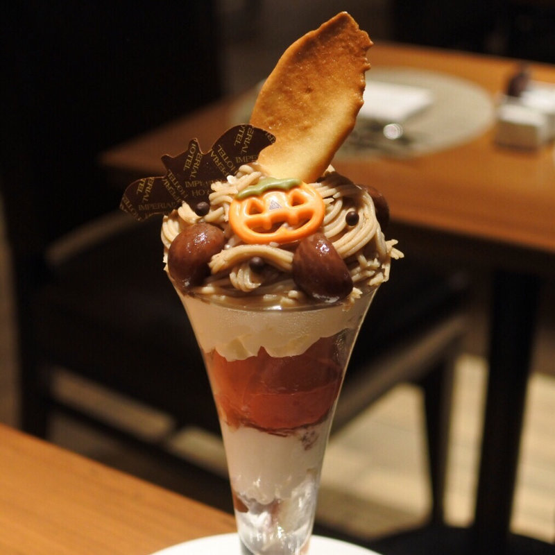 マロンパフェ(カフェ クベール （CAFE COUVERT）)