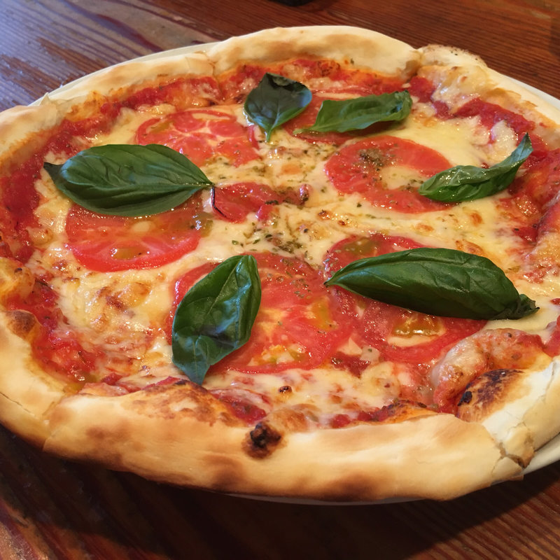 マルゲリータピッツァ(トラットリア ボスコ)