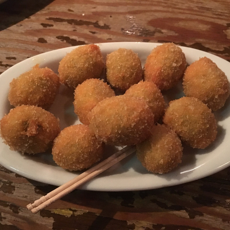 オリーブの肉詰めコロッケ(タベルナクアーレ 青葉台店 )