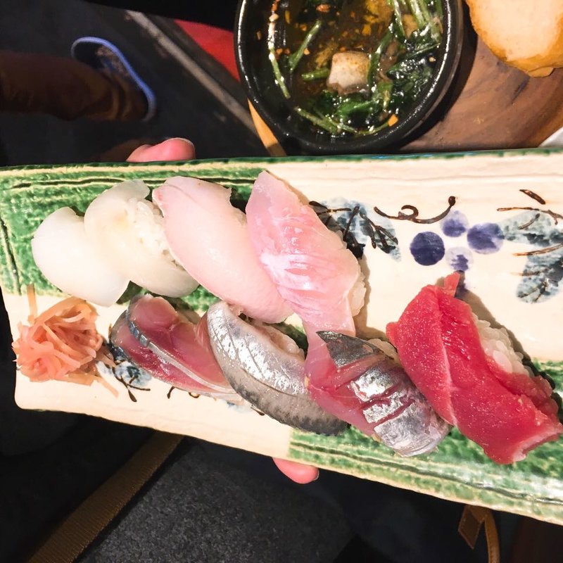 にぎり(地鶏と焼酎 すもも)