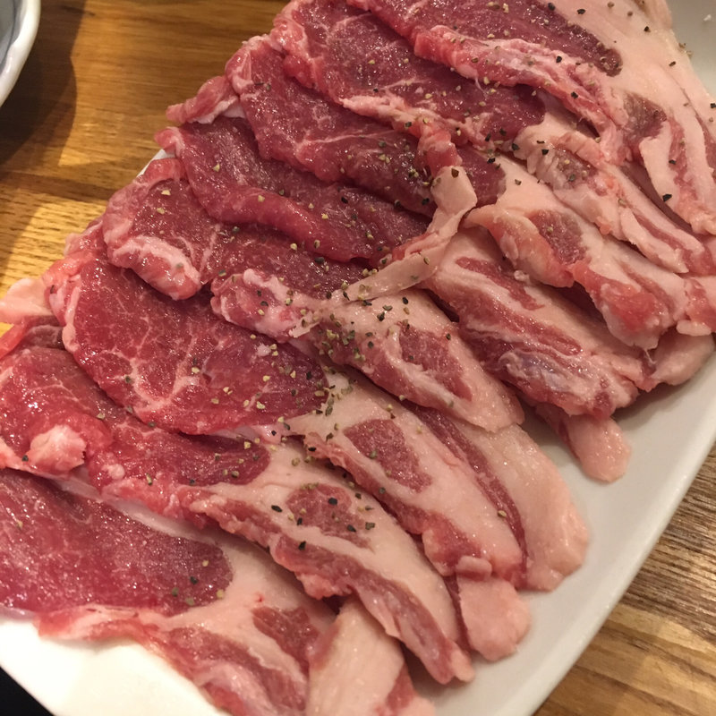 成吉思汗(羊肉炭火焼 肉汁屋)