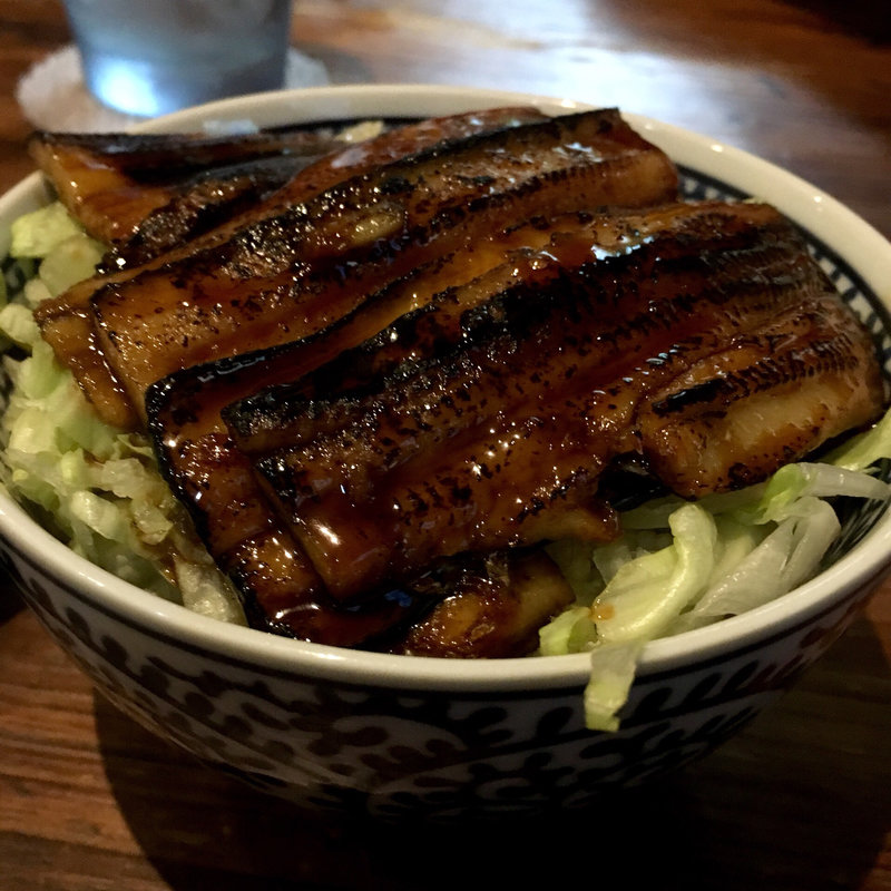 穴子丼(あいちゃん)