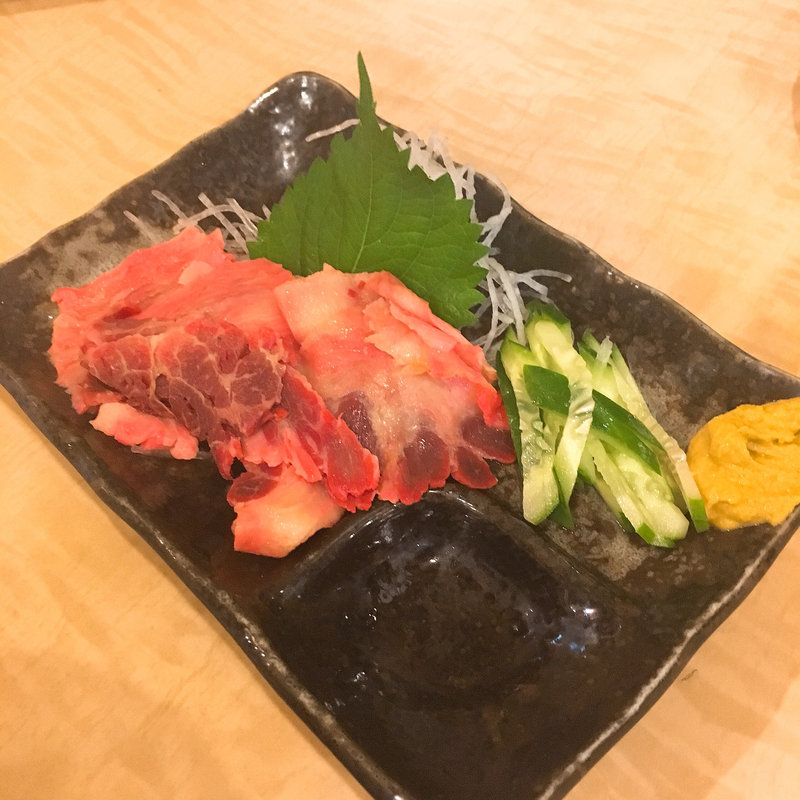 クジラのベーコン(大衆酒場 富士川)