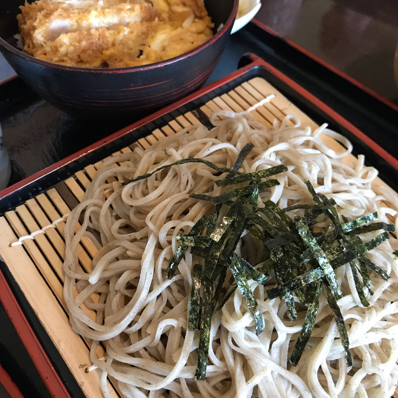 小カツ丼とざるそば(蕎麦 長尾根)