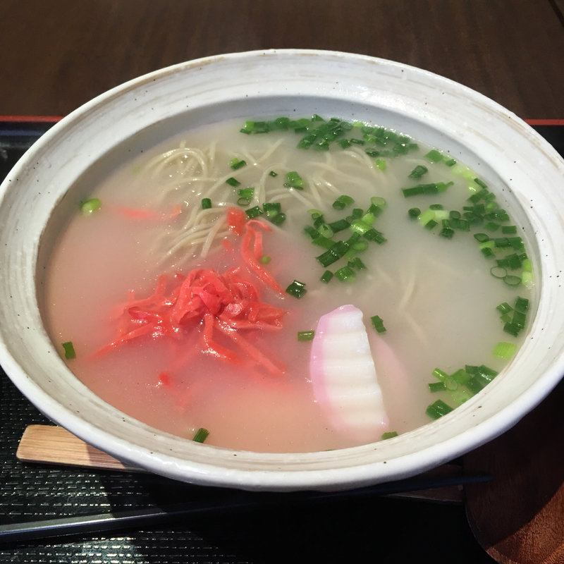 紅こしょうそば(そば処 ふくろう)