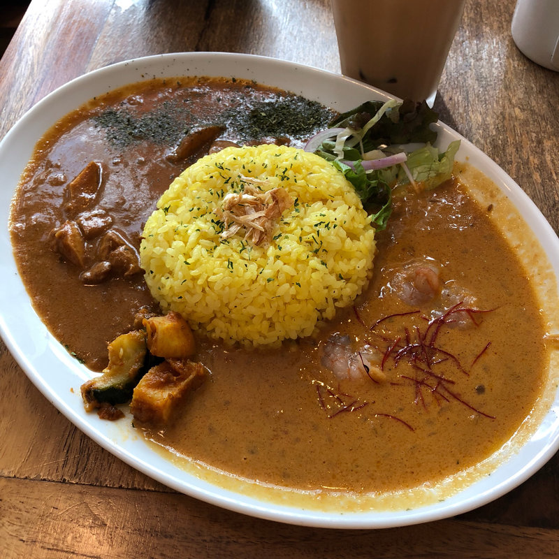 2色カレー(カンテグランデ NU chayamachiプラス （CANTE GRANDE）)