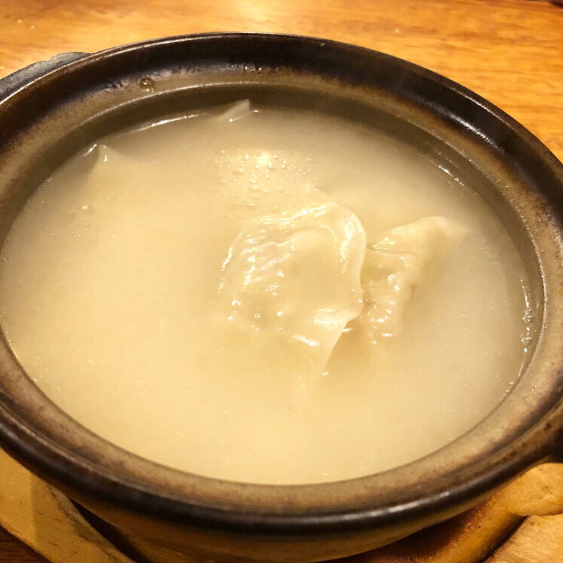 スープ餃子(餃子ノ酒場マイケル)