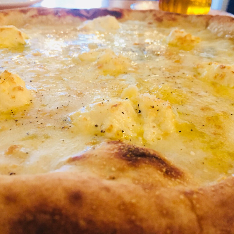 クアトロフォルマッジ(ピッツェリア エ トラットリア スペッソ)