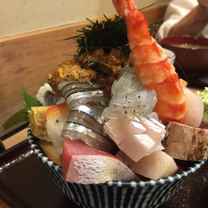 上海鮮丼、ウニ追加(鮨 江戸富士)