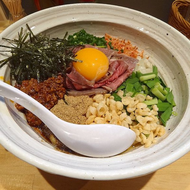 ローストビーフまぜそば(mazesoba Hanjo)