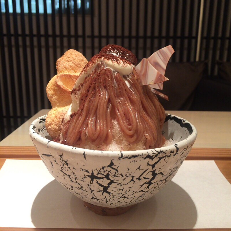 和三盆のモンブラン氷(緋毬)