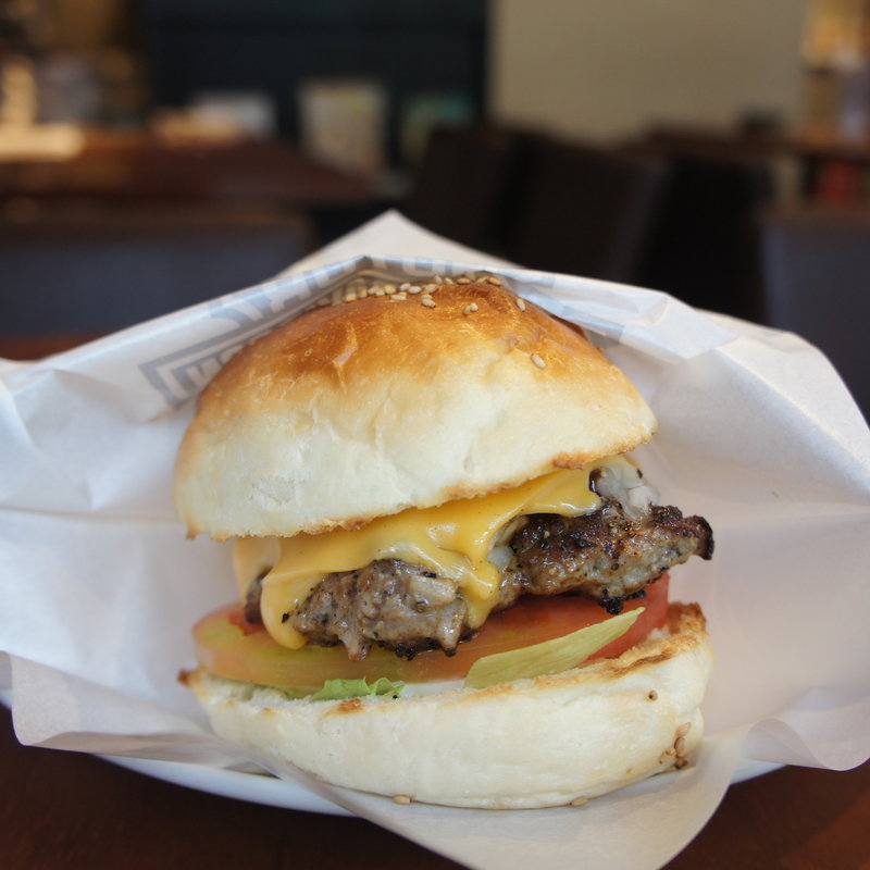 チーズバーガー(TOKYO CIRCUS CAFE 田町三田)
