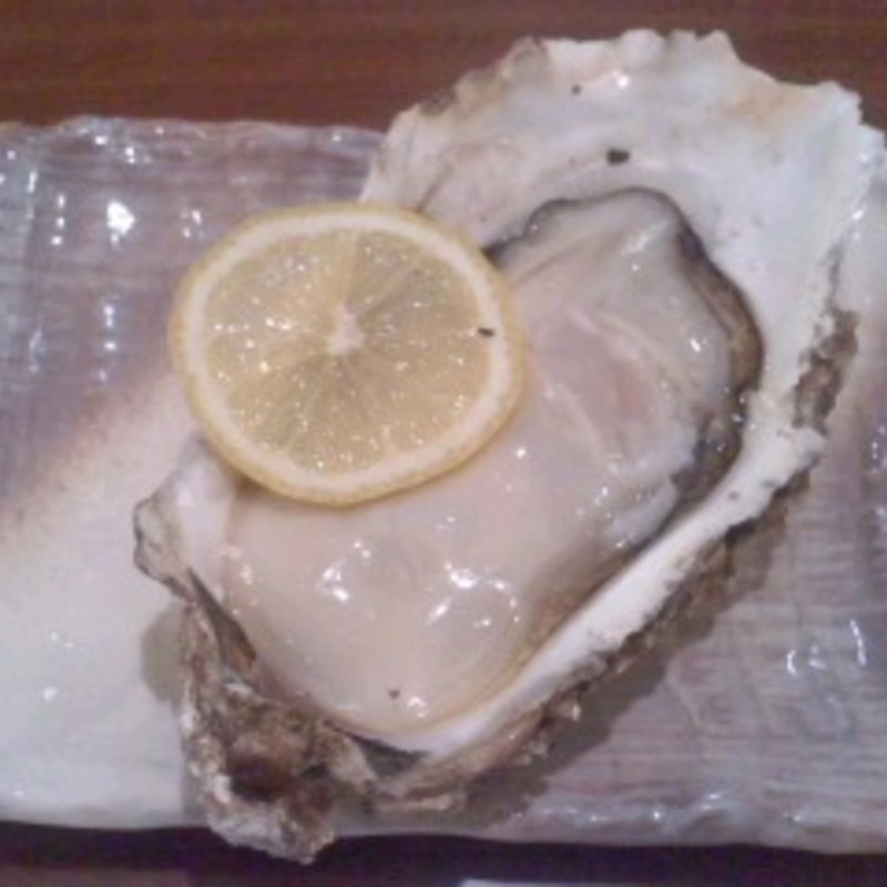 牡蠣焼き(炉ばた 万年青 神楽坂店)