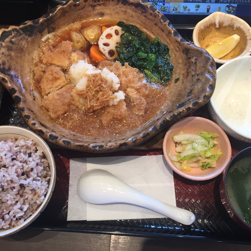 チキンかあさん煮定食(大戸屋ごはん処 新宿イーストサイドスクエア店)