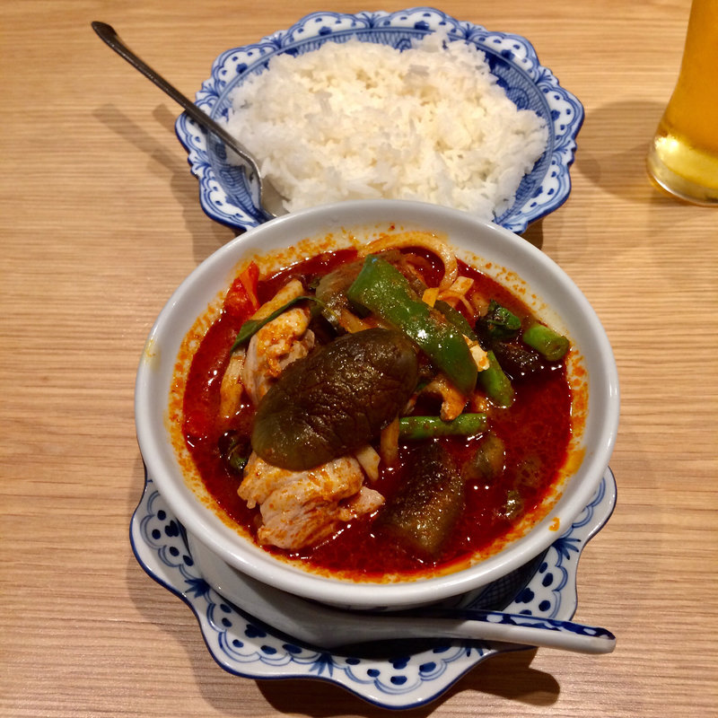 森のカレー（鶏肉）(ムアン・タイ・なべ )