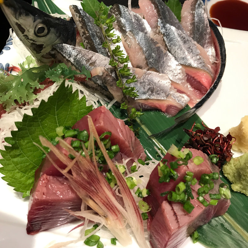 新サンマと鰹の刺身(味の上田 魚河岸料理)