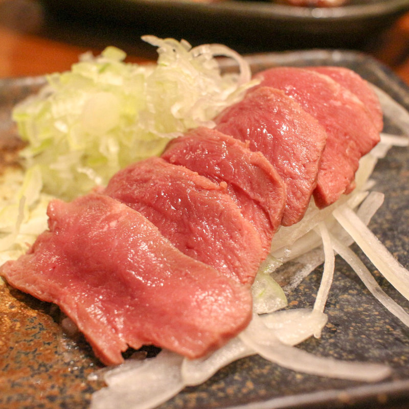 牛タン刺し(串もん 末吉や)