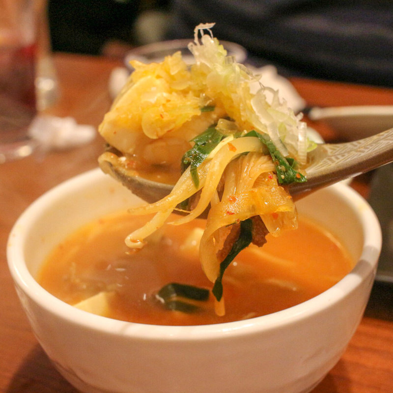 ユッケジャンスープ(串もん 末吉や)