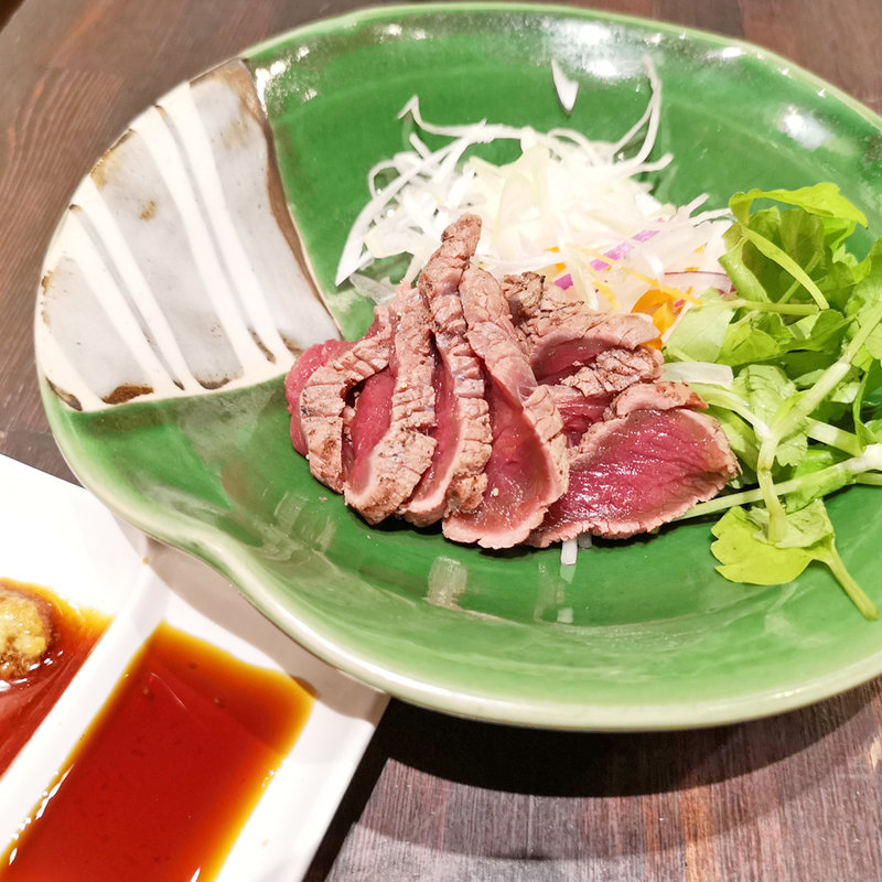 馬肉のタタキ(秋田 眞壁屋 Esola池袋店)