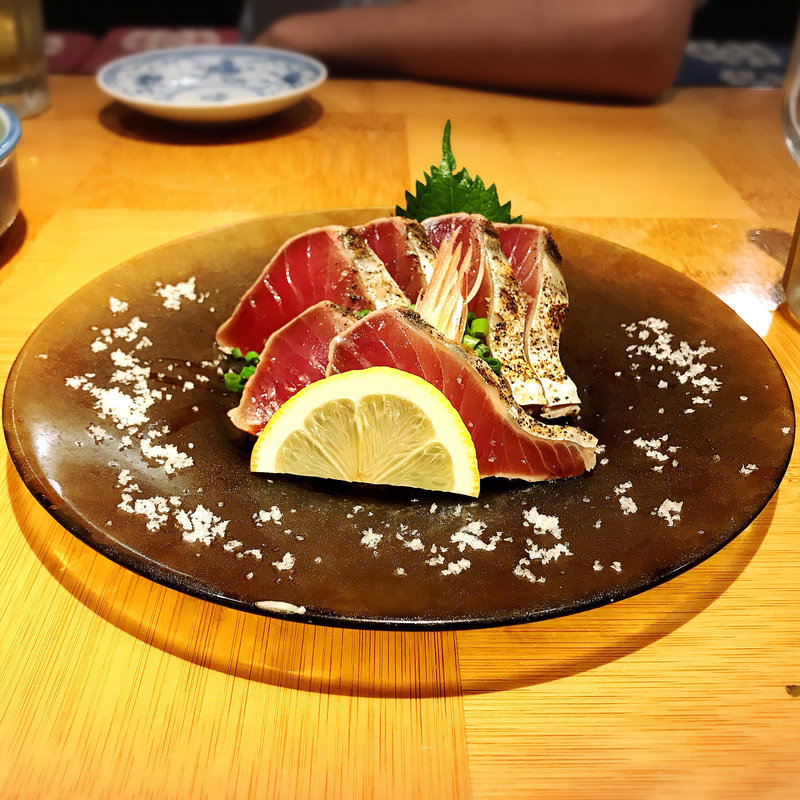 戻りカツオの塩タタキ(ここら屋 中目黒店 )