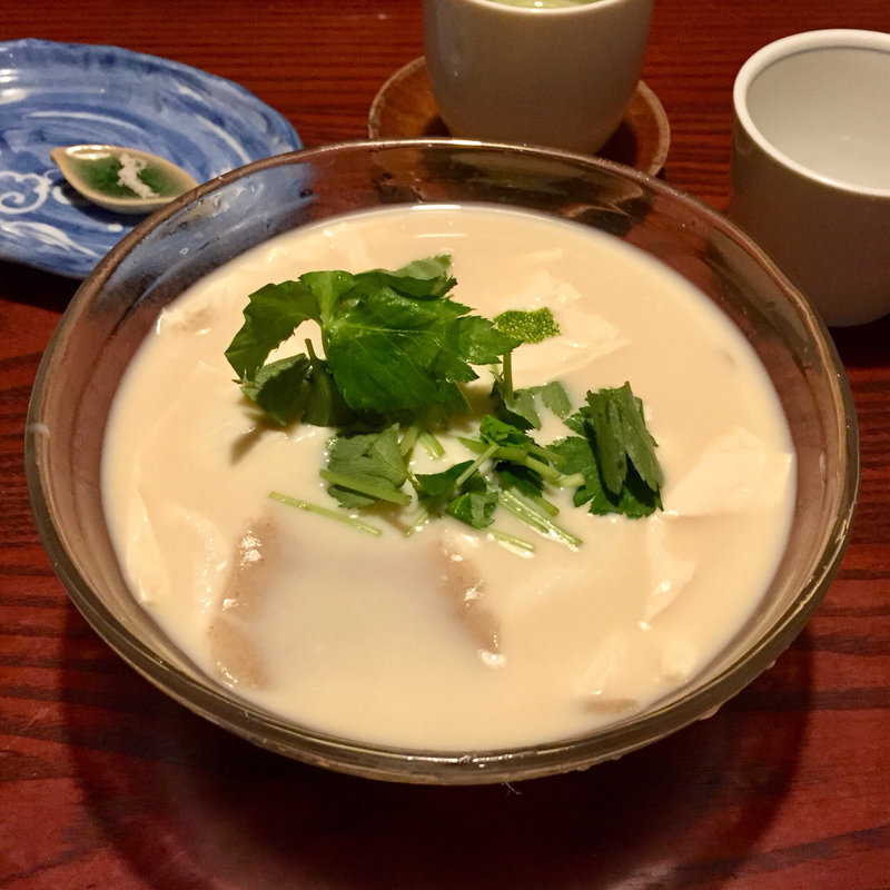 冷たい豆乳そば(向島七福すずめの御宿)