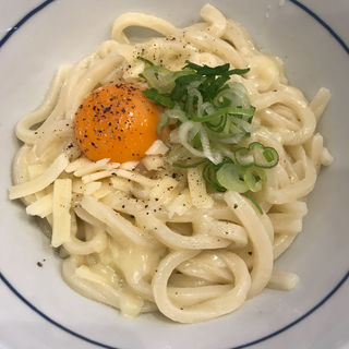 チーズ釜玉うどん(製麺大学 知立店)