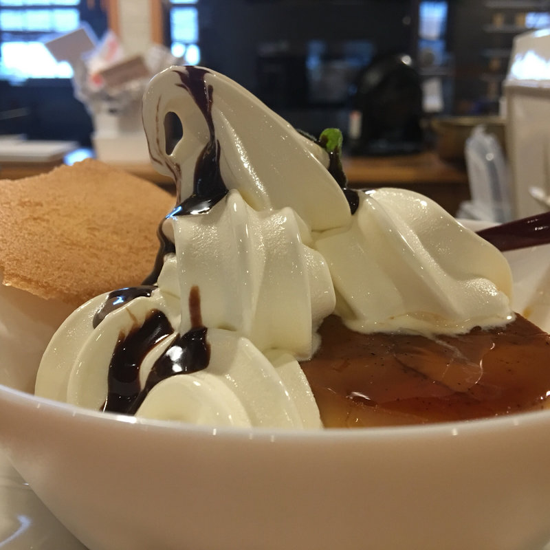 プリンアラモード (チョコ)(かせやCAFE （カセヤカフェ）)