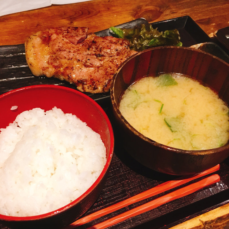 大山鶏モモ肉香味焼き定食(越後屋 亀丸)