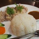 蒸し鶏ご飯(カーオ・マンガイ)