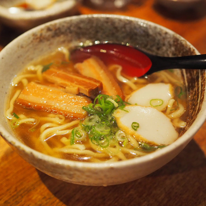 沖縄そば(龍潭 東京駅店 （リュウタン）)