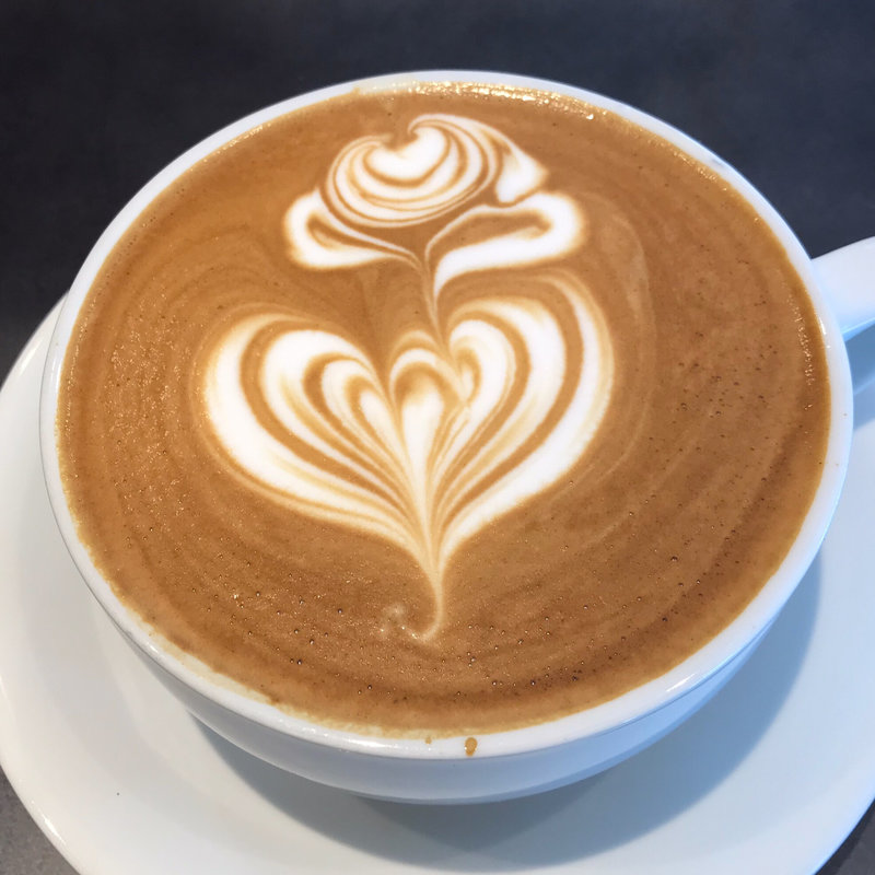 ストリーマーラテ(STREAMER COFFEE COMPANY SETAGAYA-DAITA)