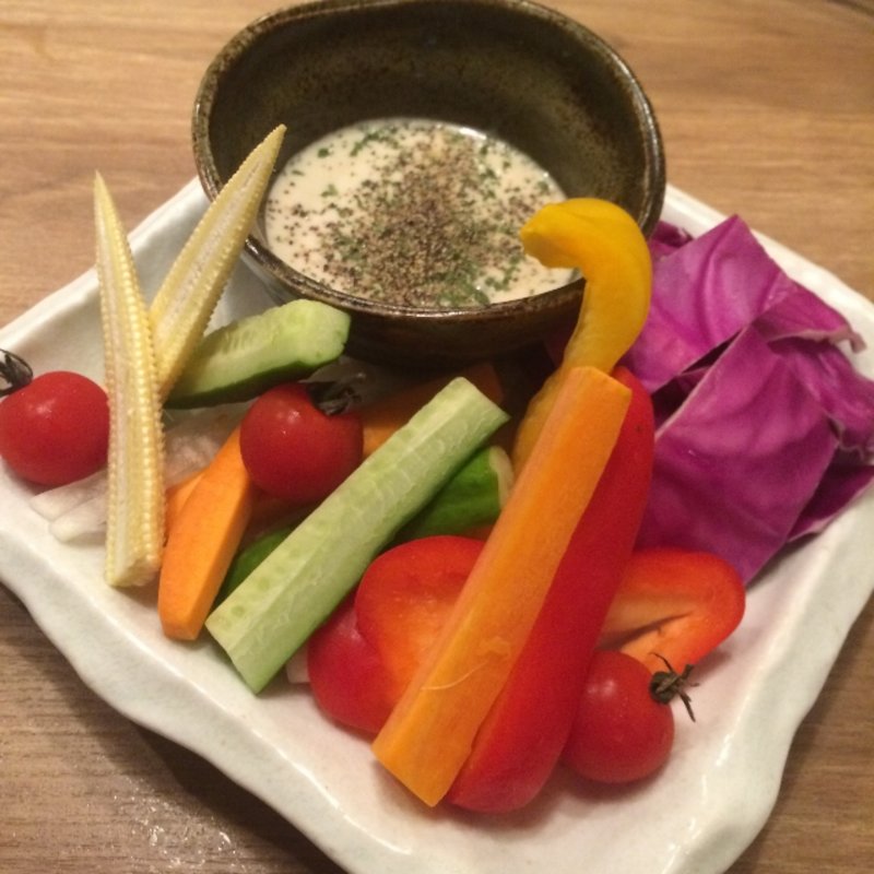 彩り野菜の花畑バーニャカウダー(炭火焼き 煙 難波店)