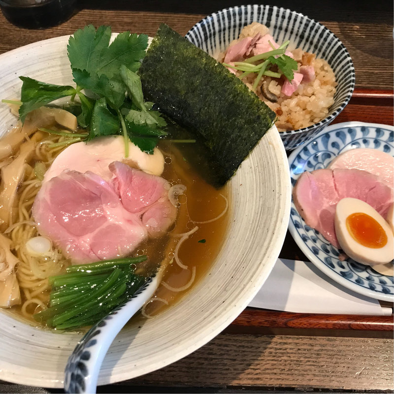 特製白醤油(メンドコロ キナリ)