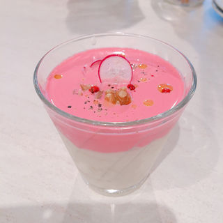 ポテトクリーム (ピンクビーツとくるみ)(SOZAI バル & fresh juice)