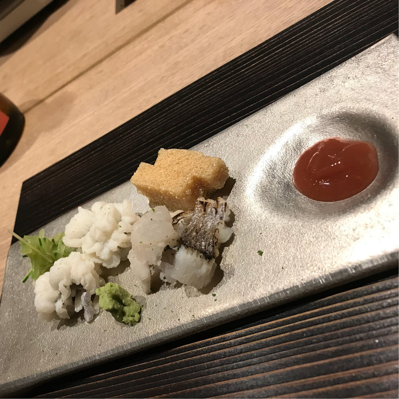 鱧のお造り(馳走 松宮MATSUMIYA)