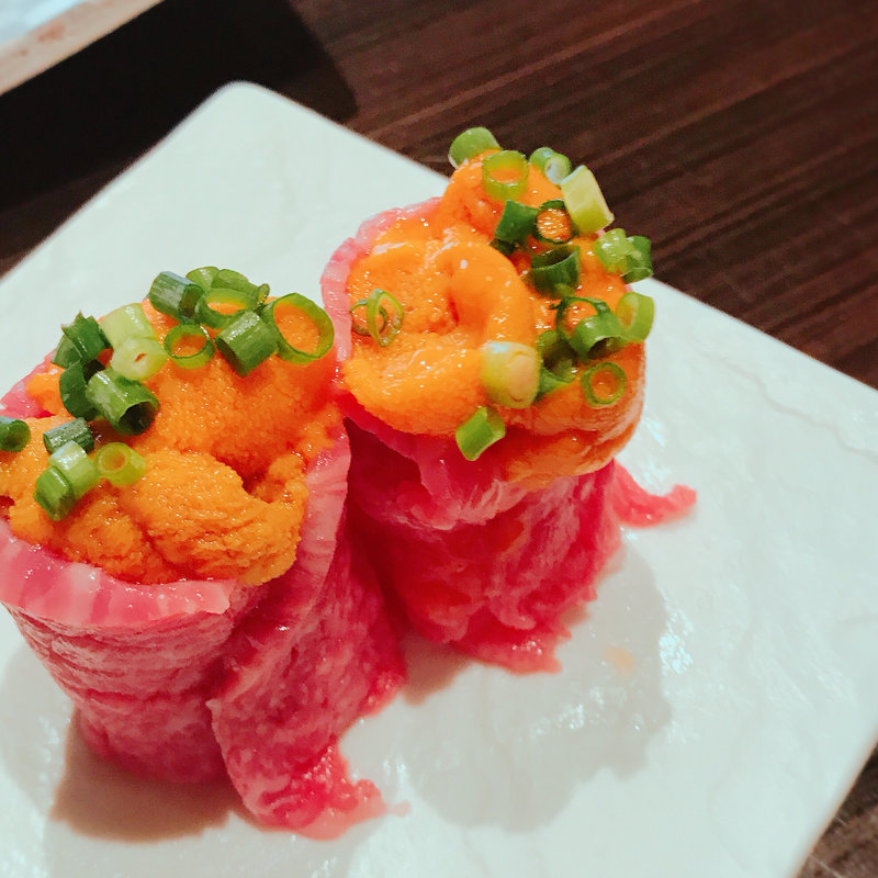 雲丹肉巻き(月島焼肉 ブルズ家)