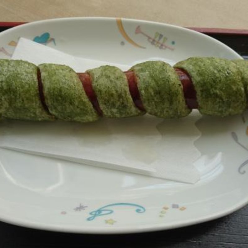 うらじろドックBIGサイズ(道の駅 甲斐大和 レストラン・軽食コーナー )