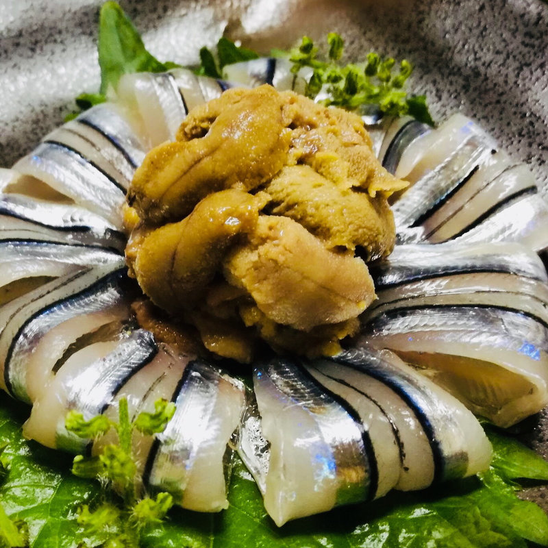 屋久島の雲丹とキビナゴ(味乃さつき )