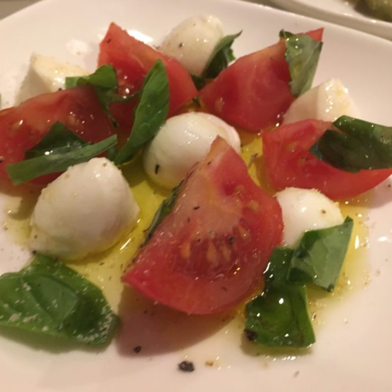 カプレーゼ(KNOTS（ノッツ）)