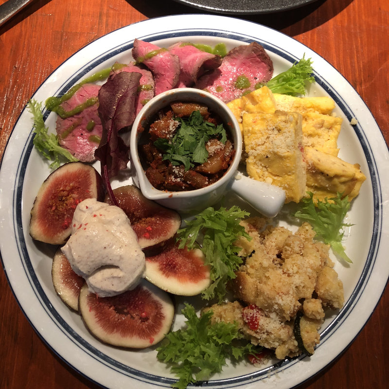 前菜盛り合わせ（7〜8種類）(バール aBuku （アブク）)